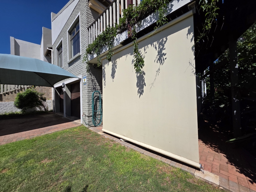 3 Bedroom Property for Sale in Wavecrest Eastern Cape